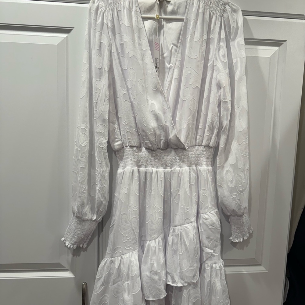 Lilly Pulitzer Elegant White Long Sleeve Dress